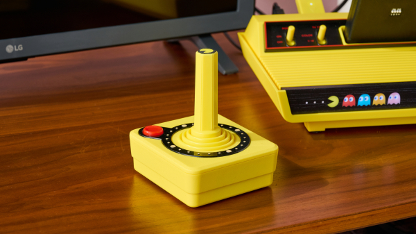 Обзор Atari 2600+ Pac-Man Edition: возвращение во времена игровых автоматов