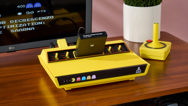 Обзор Atari 2600+ Pac-Man Edition: возвращение во времена игровых автоматов