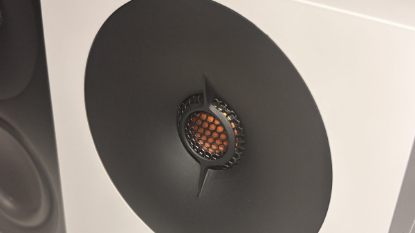 Обзор Cambridge Audio L/RX: сможет ли она обойти хиты от KEF?