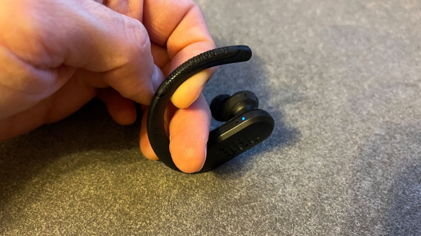 Обзор JBL Endurance Peak 3: наушники для экстремалов