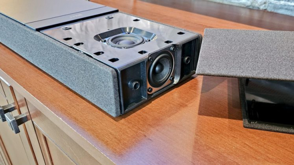 Обзор KEF XIO — саундбар с великолепным звуком и басом Обзор KEF XIO — саундбар с великолепным звуком и басом
