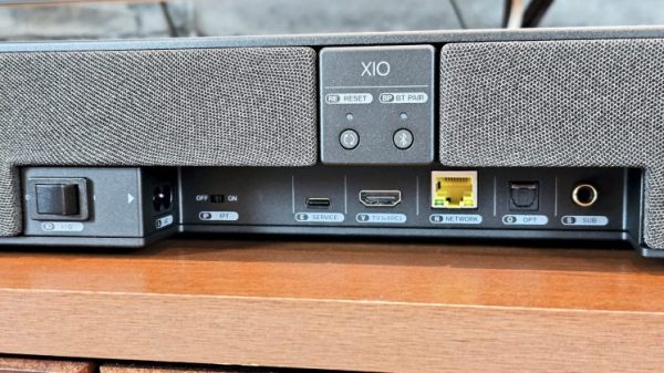 Обзор KEF XIO — саундбар с великолепным звуком и басом Обзор KEF XIO — саундбар с великолепным звуком и басом