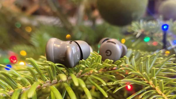 Обзор наушников Pixel Buds 2a &mdash; бюджетные наушники, которые не стыдно покупать