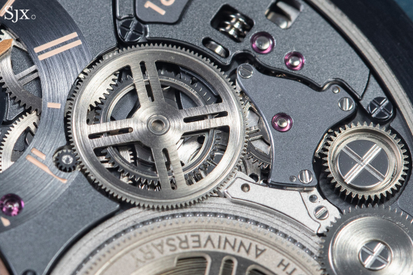 Обзор Piaget Altiplano Ultimate Concept Tourbillon: 2 мм