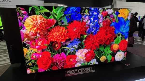Обзор TCL C8L или QM8L: новейший &laquo;убийца OLED&raquo;