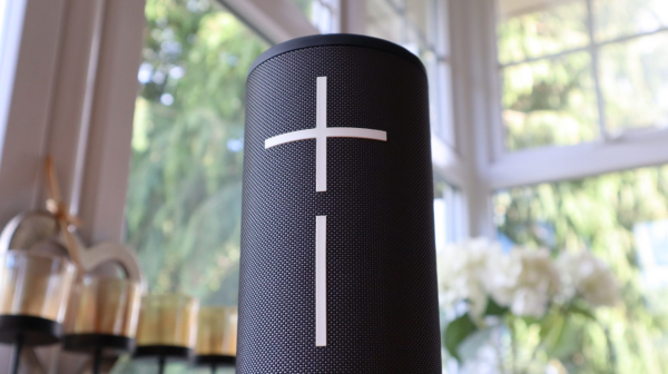 Обзор Ultimate Ears Megaboom 4 &mdash; мощный звук и 20 часов работы