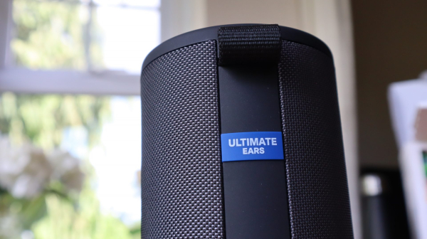 Обзор Ultimate Ears Megaboom 4 &mdash; мощный звук и 20 часов работы