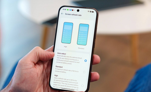 Oppo Reno15 Pro Mini: редкий компактный смартфон флагманского уровня