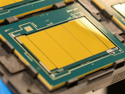 Высокий спрос на серверные процессоры побуждает AMD и Intel повышать цены Высокий спрос на серверные процессоры побуждает AMD и Intel повышать цены