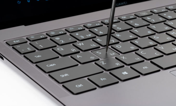 Обзор &mdash; ТОП&mdash;7. Лучшие ноутбуки до 150000 руб. Октябрь 2020 года. Рейтинг!