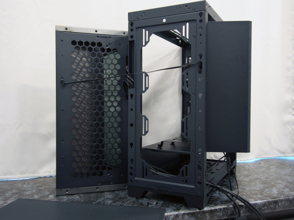 Обзор и тест корпуса Cougar DarkBlader-G Black