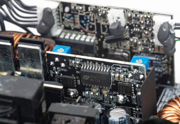 Обзор и тестирование блока питания EVGA G5 SuperNOVA 750W Обзор и тестирование блока питания EVGA G5 SuperNOVA 750W