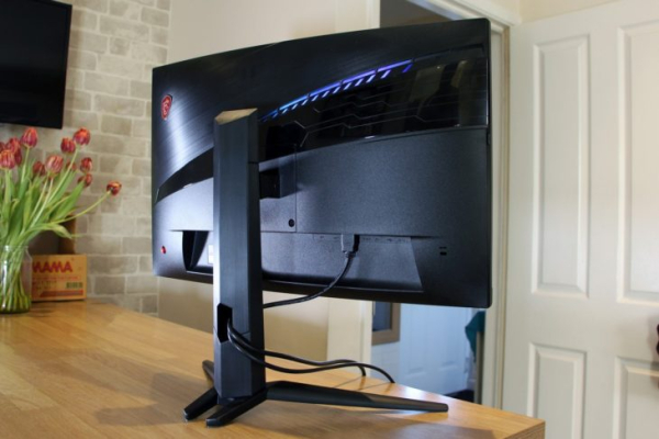 Обзор &mdash; ТОП&mdash;8. Лучшие игровые мониторы 144 Гц и более для игр 2020 года. Рейтинг на Сентябрь!