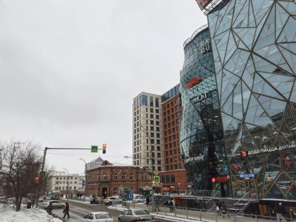 Обзор Infinix Note Edge: недорогой и стильный смартфон с емкой батареей, динамиками JBL и Android 16 из коробки