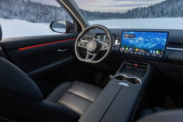 367 л.с., полный привод и запас хода 1000 км &mdash; от 2,615 млн рублей. Скидки на Evolute i-Space в России достигают 1,2 млн рублей