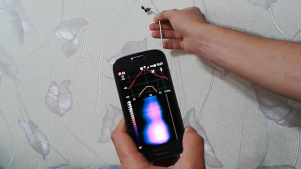 3 отличных прибора из дешевого смартфона без сложных переделок