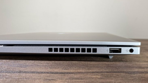 Обзор &mdash; ТОП&mdash;7. Лучшие ноутбуки до 150000 руб. Октябрь 2020 года. Рейтинг!