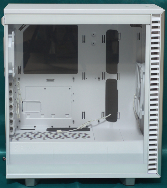 Обзор и тест корпуса Fractal Design Define 7 Compact White