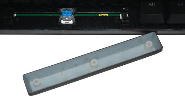 Обзор игровой клавиатуры AOC GK500