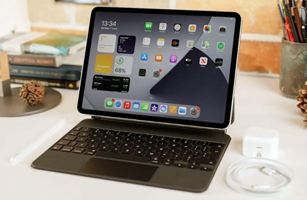 Обзор Apple iPad Pro 11 (2021): мощный планшет способный заменить ноутбук