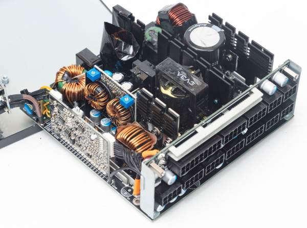 Обзор и тестирование блока питания EVGA G5 SuperNOVA 750W Обзор и тестирование блока питания EVGA G5 SuperNOVA 750W