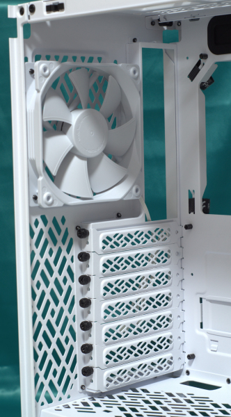 Обзор и тест корпуса Fractal Design Define 7 Compact White