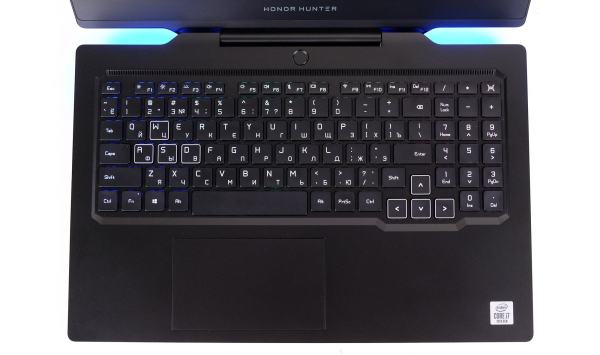 Обзор игрового ноутбука HONOR HUNTER V700
