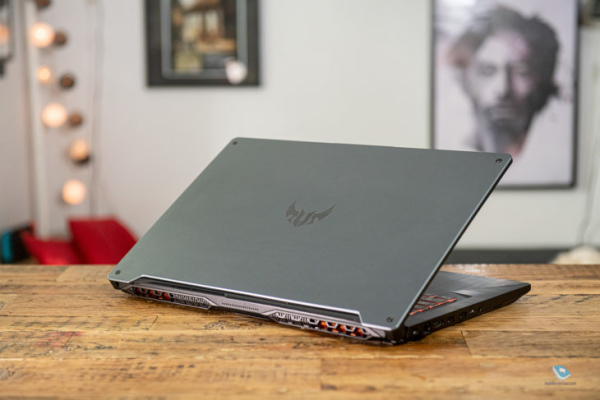 Обзор &mdash; ТОП&mdash;7. Лучшие ноутбуки на Чёрную Пятницу 2020. Подборка!