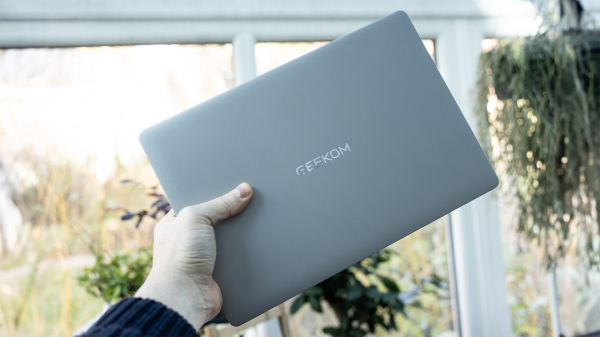 Geekom GeekBook X14 Pro &mdash; новый претендент на звание ультралегкого ноутбука