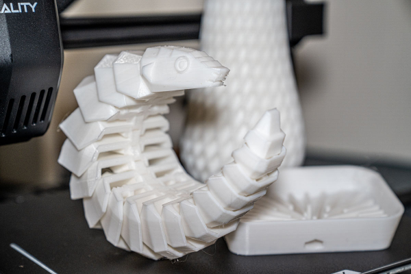 Обзор Creality Ender-3 V3 SE &mdash; лучший бюджетный 3D-принтер