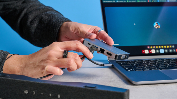 Обзор Dell SB725: ответ на муки конференц-звонков