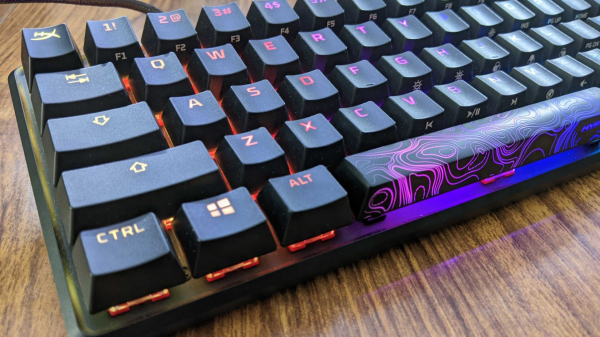 Обзор HyperX Alloy Origins 60 &mdash; компактная игровая мощь