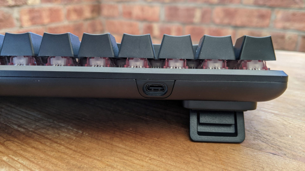 Обзор HyperX Alloy Origins 60 &mdash; компактная игровая мощь