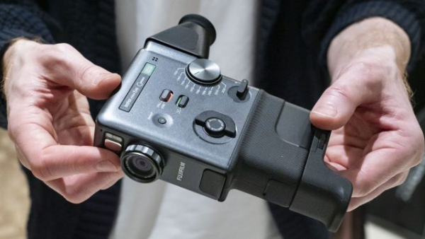 Обзор Instax Mini Evo Cinema — она покорила мое сердце 