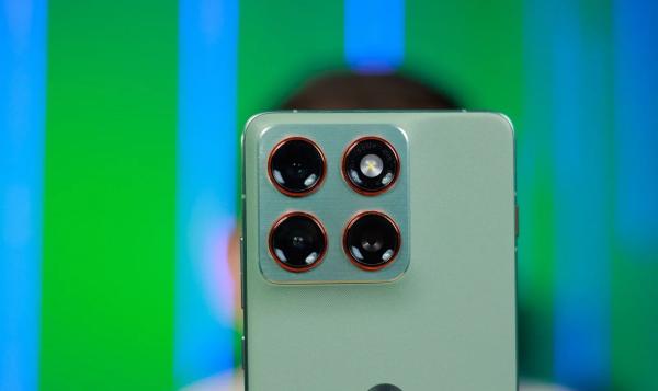 Обзор Motorola Edge 70: этот тонкий смартфон сделан правильно