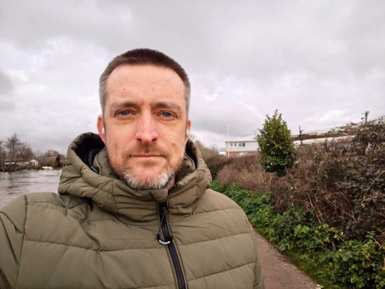 Обзор Motorola Signature: тонкий флагманский смартфон