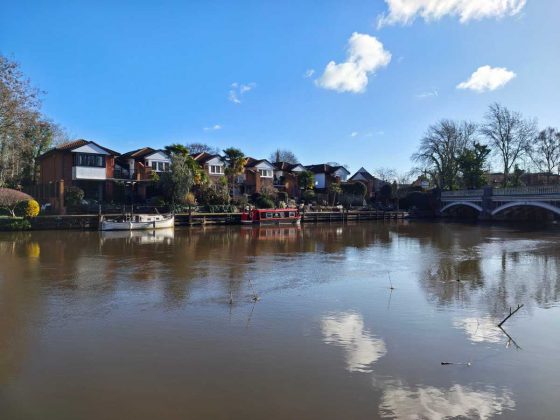 Обзор Motorola Signature: тонкий флагманский смартфон