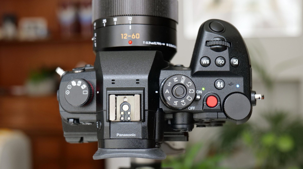 Обзор Panasonic Lumix GH7 — гибридная камера для видео Обзор Panasonic Lumix GH7 — гибридная камера для видео