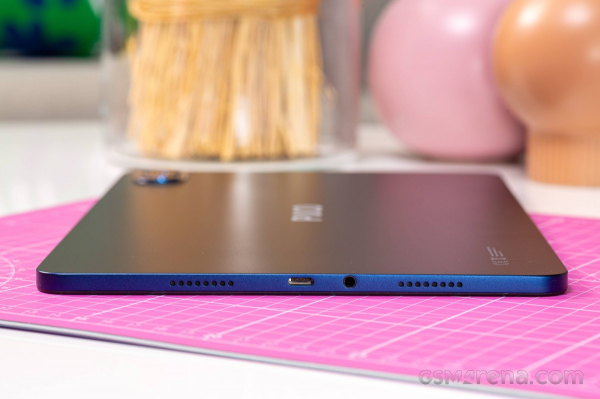 Обзор Poco Pad M1 &mdash; мощная батарея для видео, игр и офиса