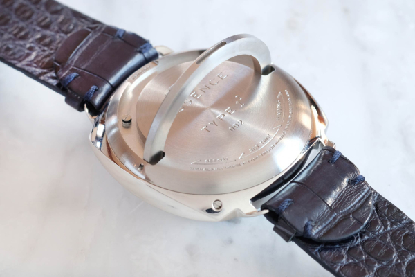 Обзор Ressence Type 1 Squared: новый квадратный корпус