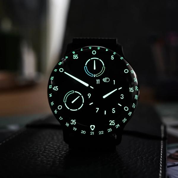 Обзор Ressence Type 3 BB2: часы с маслом вместо стрелок
