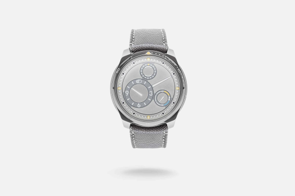 Обзор Ressence Type 5 L: полный люм и масляный дисплей