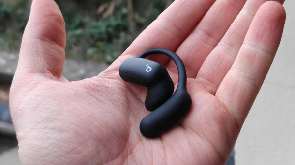 Обзор Soundcore Aerofit 2 Pro: наушники-трансформеры со слабым шумоподавлением за 14 тысяч рублей