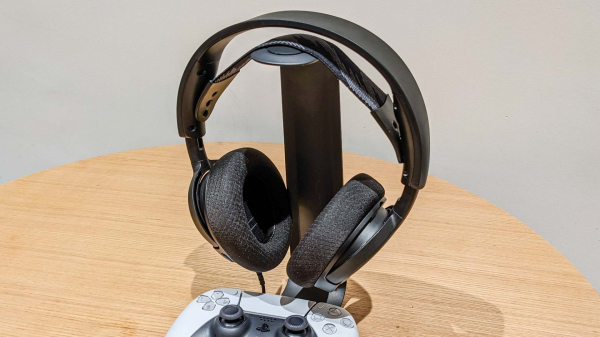 Обзор SteelSeries Arctis Nova 1 — доступный звук и комфорт Обзор SteelSeries Arctis Nova 1 — доступный звук и комфорт