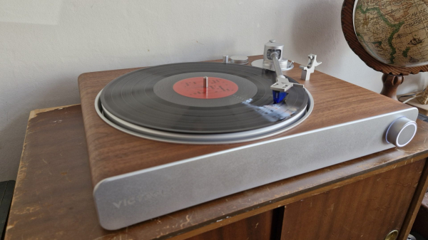 Обзор Victrola Stream Sapphire: премиальный сетевой винил Обзор Victrola Stream Sapphire: премиальный сетевой винил