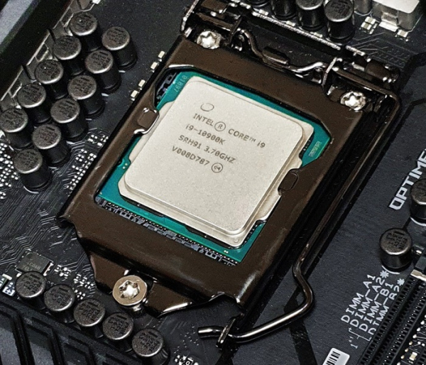 Обзор &mdash; Процессор Intel I9 10900K vs Ryzen 9 3900X. Сравнение + тесты в играх!