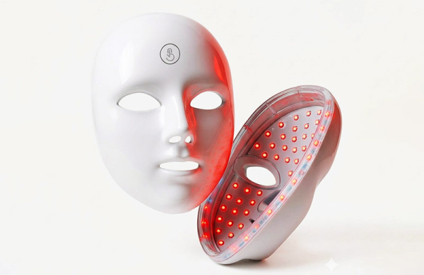 Лучшие светодиодные маски для лица: Рейтинг ТОП-10 аппаратов 2026 года