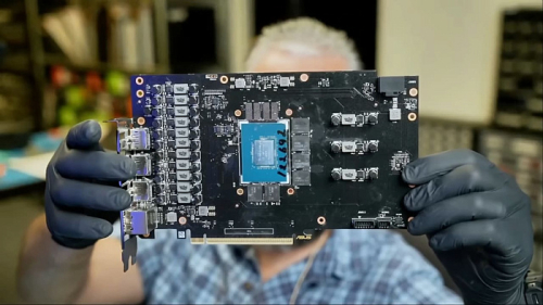 Неправильно нанесённый жидкий металл попал на все компоненты видеокарты RTX 5070 Ti