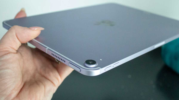 Обзор Apple iPad Air (2026): больше мощности, та же формула и популярность в России
