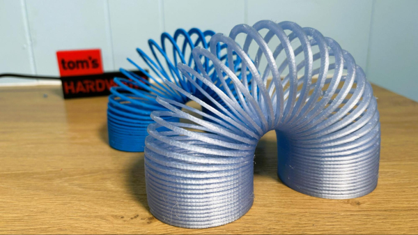 Обзор Elegoo Centauri Carbon 2: четырехцветный 3D-принтер в России